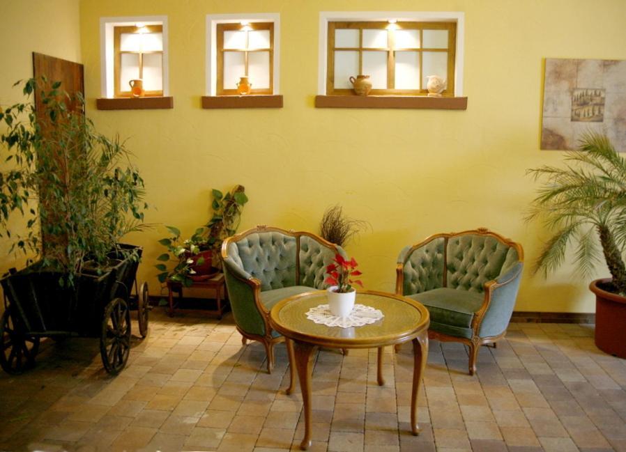 Hotel Am Markt Kleinblittersdorf Exterior foto
